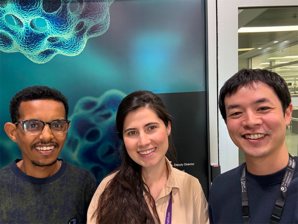 Dr. Elissa Manda with colleagues at the Frazer Institute, University of Queensland